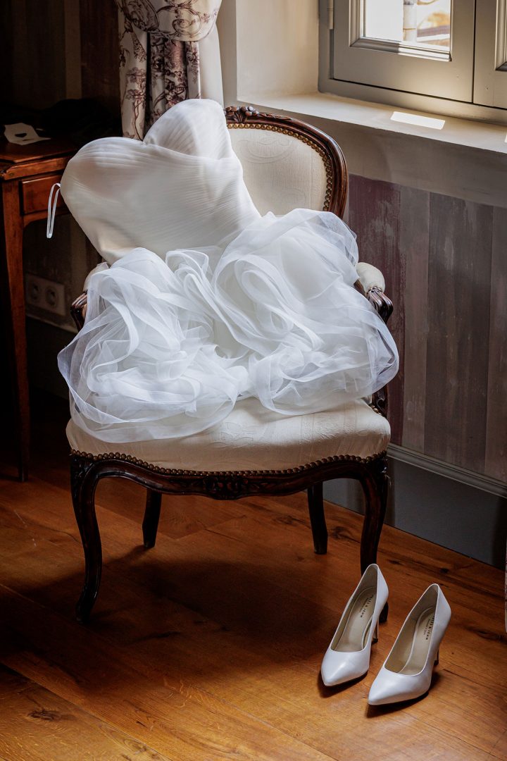 chaussures et robe de mariage-web