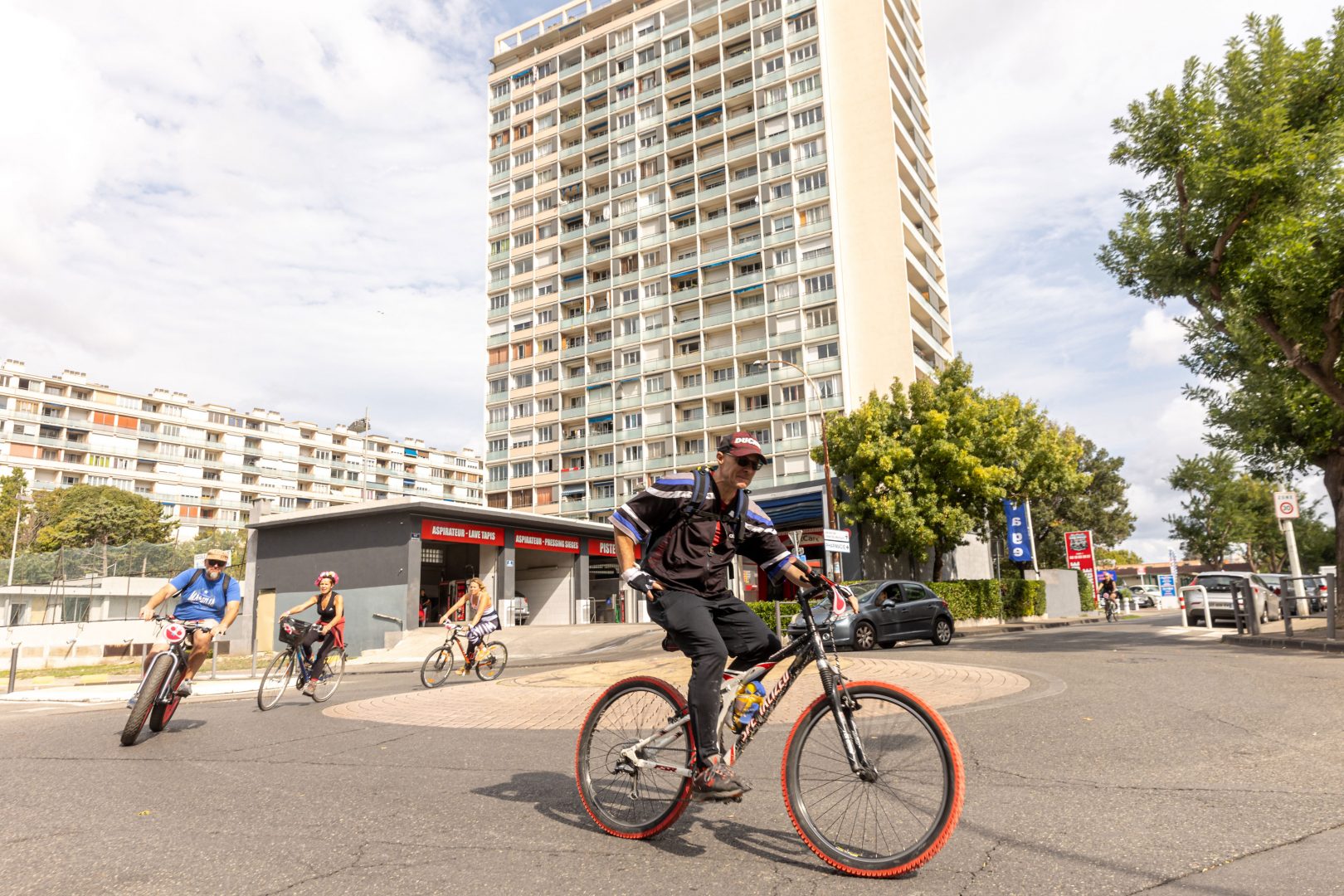 Velotour-2021-edition-de-Marseille-web2-EN