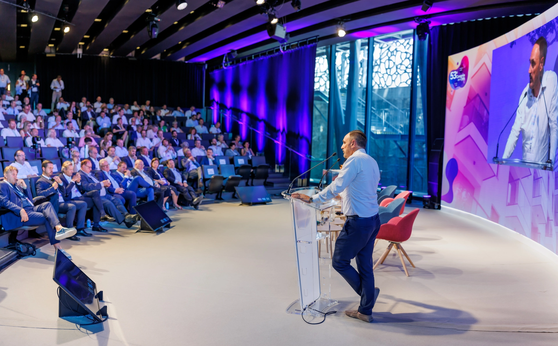 Plan large da l'audience du congrès de la FNCDG - Marseille 2022 - Palais du Pharo - © Massimo Municchi Photographe – Marseille – France